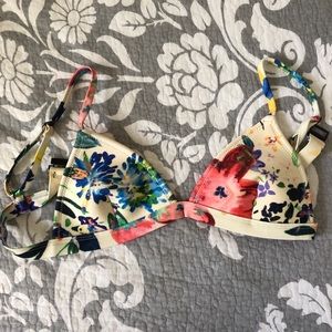 🌟🌟SOLD🌟🌟Triangle bathing suit top